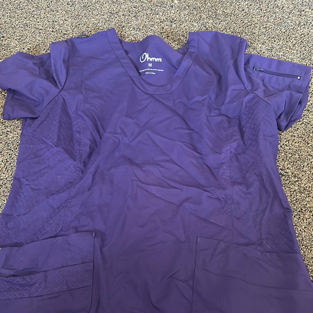 Purple scrub top medium never been worn